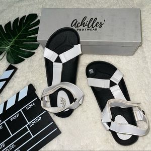 Sandal